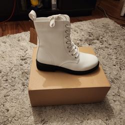 8.5 Brand New White Boots 