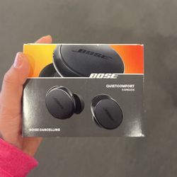 Bose Noice Cancelling  Quiet Comfort  Earbuds 