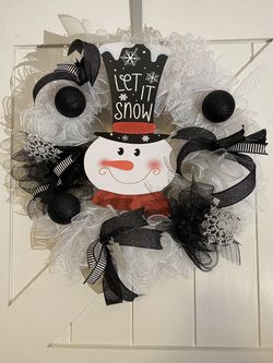 New custom made seasonal wreaths