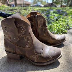 Women’s Cowboy Boots 