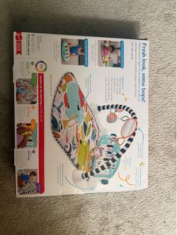 Fisher-Price Glow & Grow Kick & Play Piano Gym – Brand New in Box