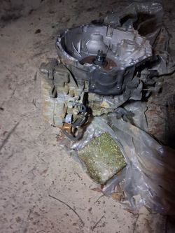 Selling transmission 2008 nissan maxima