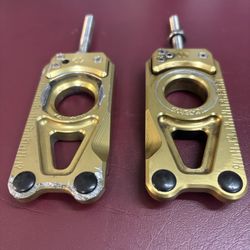 Gilles Tooling 04 -16 CBR 1000  / 05+ CBR 600 Chain Adjusters