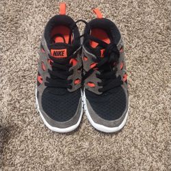 Nike Free Run 2 Kids Size 4.5 Black