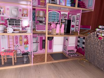 Kid Kraft BARBIE house