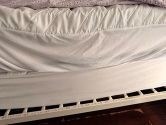 Twin mattress