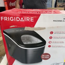 Frigidaire digital led control ice maker