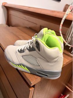 2022 Jordan 5 green beans size 11