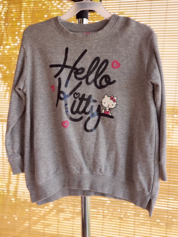 Girls Size 120 (6-7) Hello Kitty Gray sweatshirt