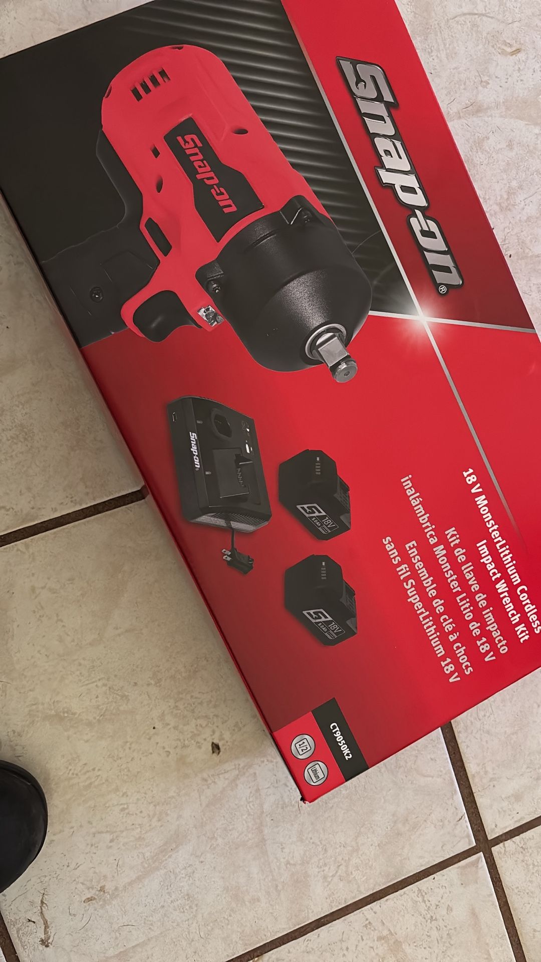 Snap-on 18v MonsterLithium Cordless Impact Wrench Kit