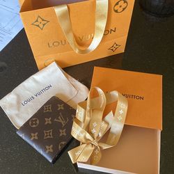 Louis Vuitton 