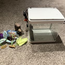Aqueon LED Beta Fish Tank plus accessories 