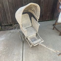 Antique Baby Buggy/Pram