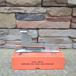 Vintage Ace Fastener 