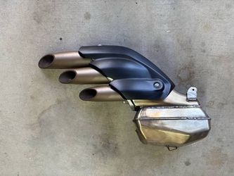 2021 MV Agusta Brutale 800 OEM Rear Exhaust Can Muffler Pipe Silencer