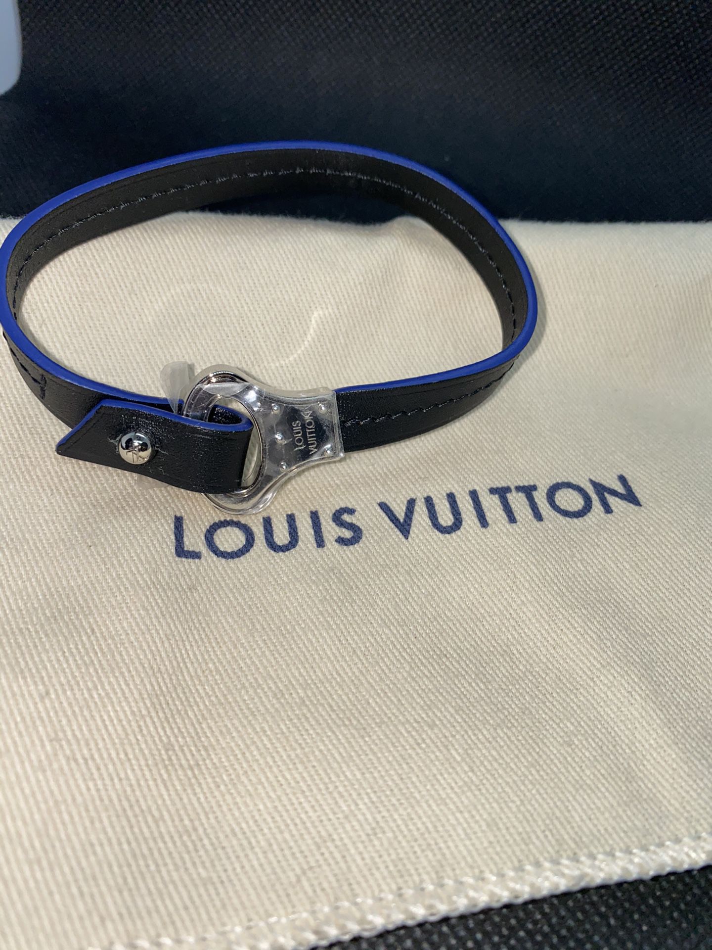 Authentic Louis Vuitton Bracelet . Great Condition for Sale in Henderson,  NV - OfferUp