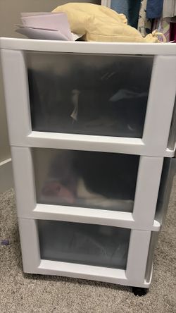 Storage drawer- set of 3 drawers