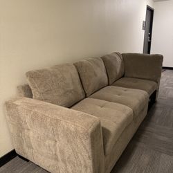 3-seater couch, pick up near seattle university