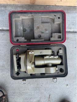 Path TR-303 Engineer's Optical Plummet Transit