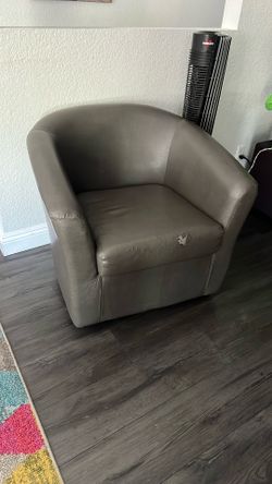 Set of 2 faux leather swivel accent chairs