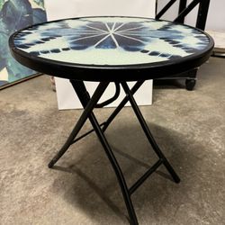 Small Round Patio Table
