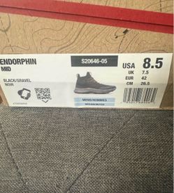 Saucony endorphin mid sneakers