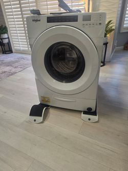 Whirlpool Front Load Washing Machine