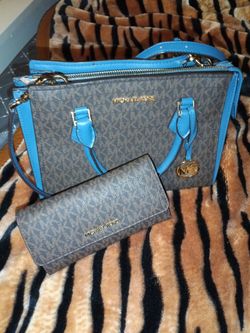Michael Kors Purse & Wallet