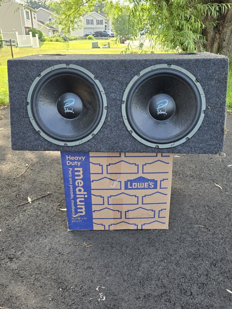 Hollywood Speakers Box With AMP