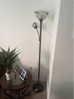 Set of 2 floor lamps