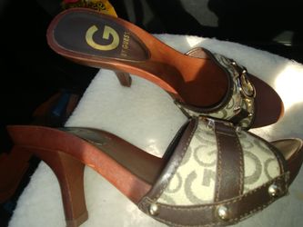 Guess summer 👠 heels