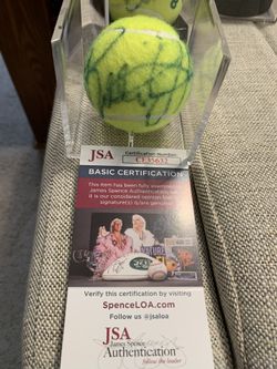 Billy Jean King Signed Tennis Ball Jsa