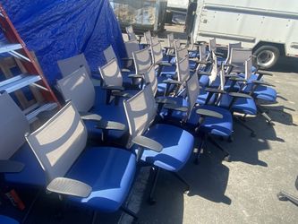 Sit On It Wit Task Chairs