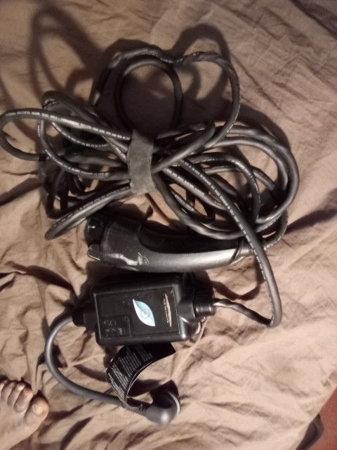 Chrysler Electric Car Charger It's Lots Of Lakes Tech Prone Pattern $40