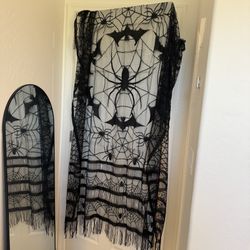 Halloween Kitchen Table Decor - Halloween Decorations