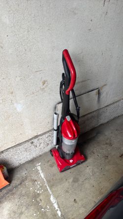 DIRT DEVIL Vacuum Cleaner  Works Great!
