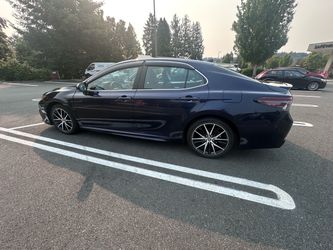 2022 Toyota Camry Hybrid