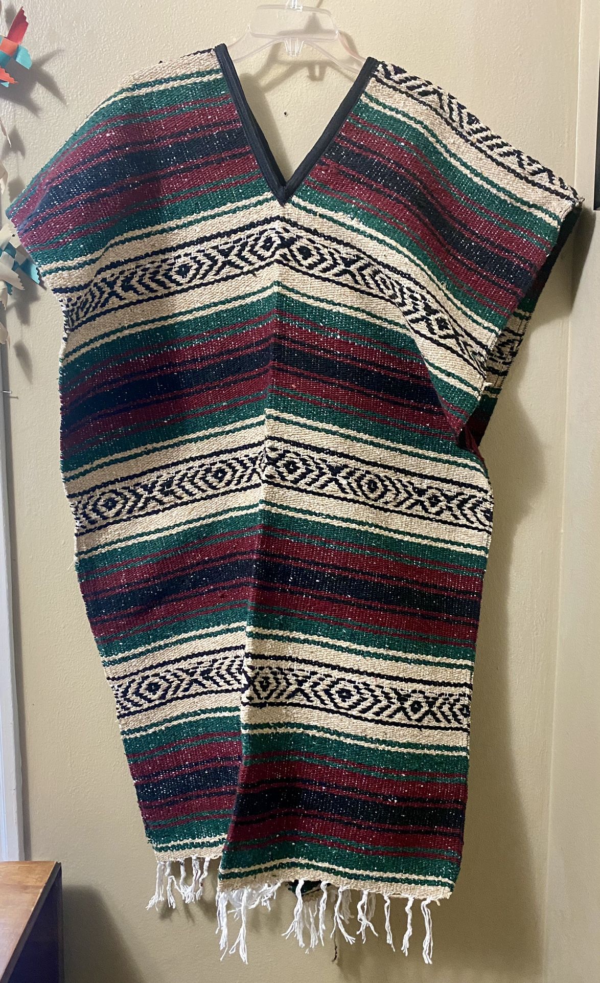 Adult Striped Mexican Blanket PONCHO Pancho Costume Festival Pullover RED/GREEN