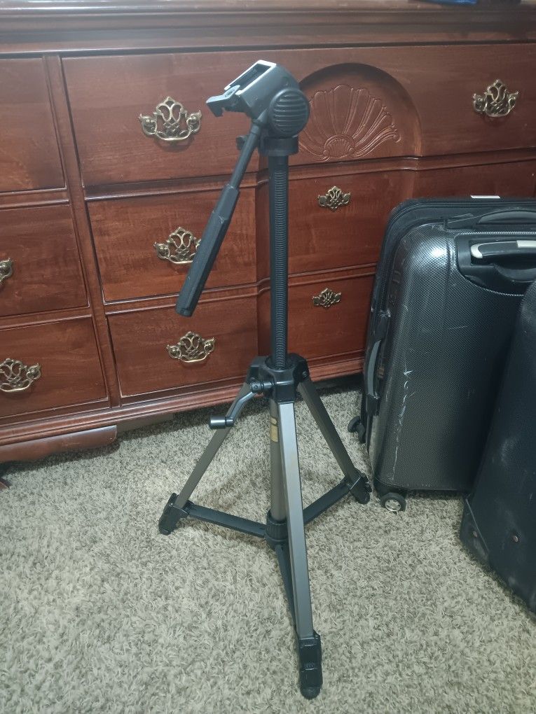 Tripod