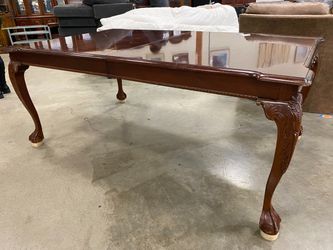 STONELEIGH Vintage Mahogany Claw Foot Dining Table