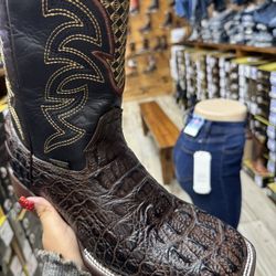 nuca cafe/negro boot 