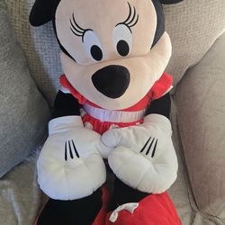Large Minney Mouse plush