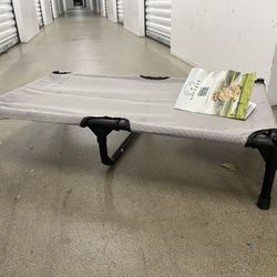 Medium Elevated Dog Bed 