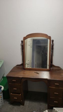 Antique vanity