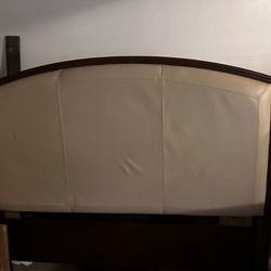 Free Queen bed frame And Box Spring . Free Full Size Box Spring 
