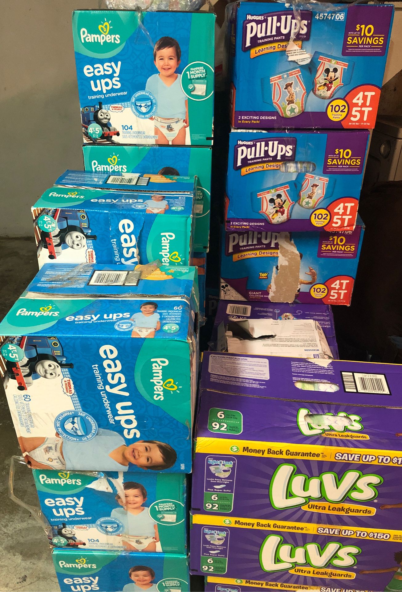 Pampers easy ups size 4t 5t 60 to 104 count easy ups size 4t 5t luvs diapers 92 count size 6 Attends pads and chucks for beds or pet needs
