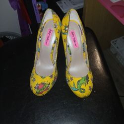 Betsy Johnson Heels