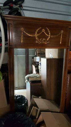 Decorative mirror