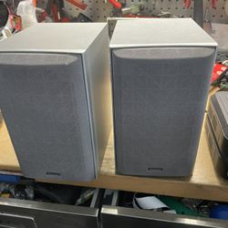 Pioneer Hifi speakers 2 pc set  