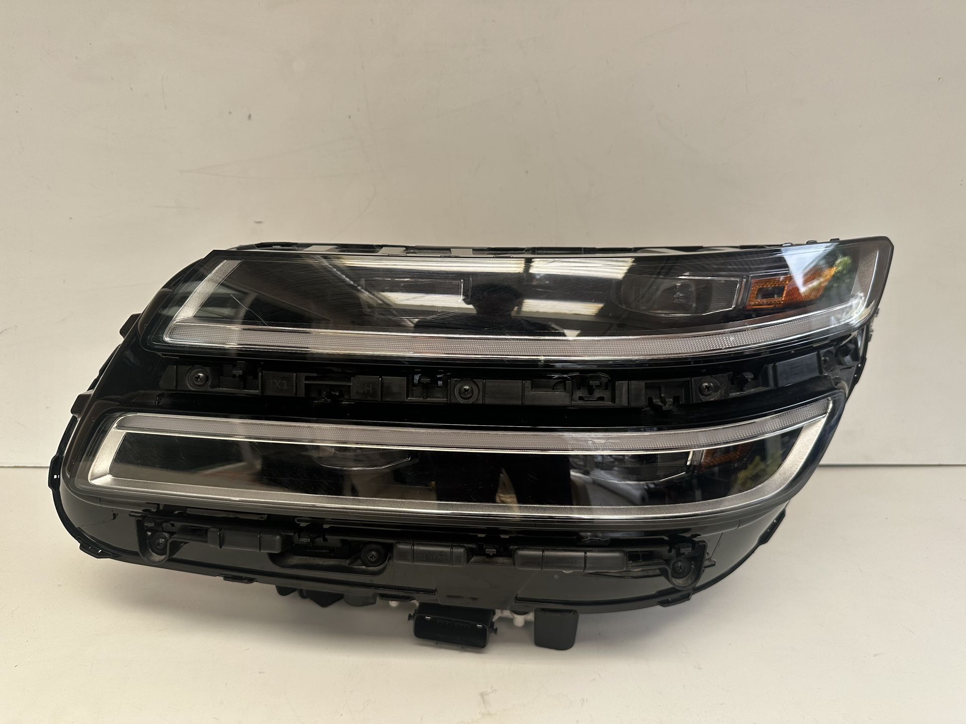2021 - 2024 GENESIS GV80 LEFT DRIVER SIDE FULL LED HEADLIGHT OEM